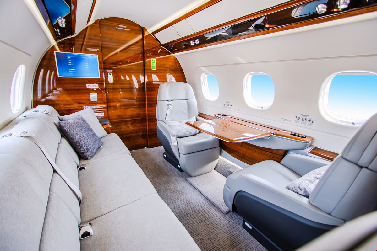 cabina Embraer Legacy 500
